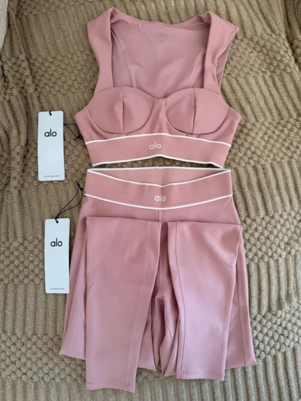 Alo Yoga Vintage Pink Activewear Women's Set XS